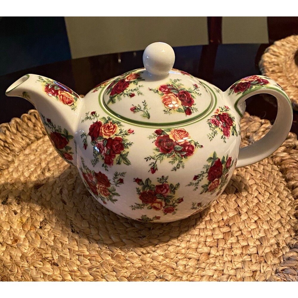 Royal Albert Old Country Roses Fine China 4-Cup Teapot w/ Lid, White Floral
